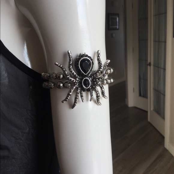 Large metal bling spider bracelet goth, rebel - Picture 2 of 5